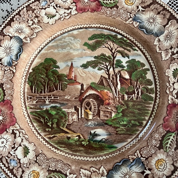 Beautiful Vintage Dinner Plate “Rural England “ W. R. Midwinter Ltd England - Picture 5 of 6